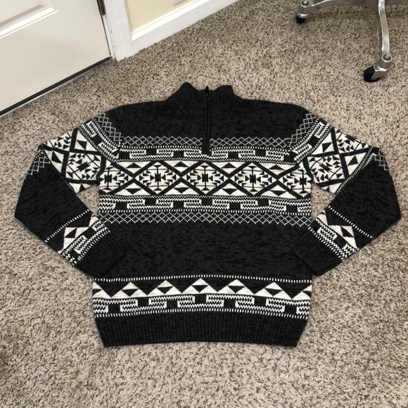 NWT Amongst Others Sweatee Size XL Black Tribal Fairisle - Picture 2 of 8